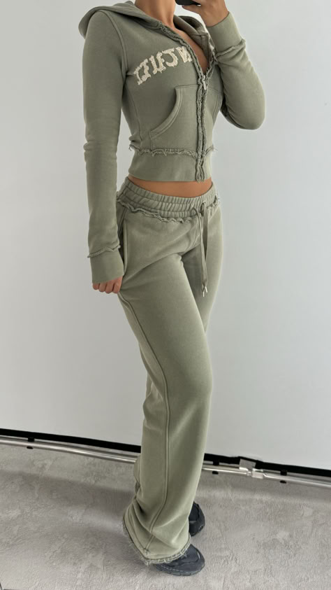 2 Pc Set Outfit Women, Fitted Tracksuit Women, Tracksuits Outfits Women, Y2k Sweatsuit Outfit, Hidden Cult Tracksuit, I Am Gia Tracksuit, Jogging Bottoms Outfit, Ladies Tracksuit Outfit, Tracksuit Outfit Aesthetic