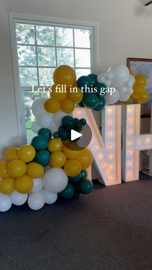 40 reactions | A small tip that can help you 💗 make sure to follow for more tips or joint my balloon class feb 18th for many more like this 🤞🏻 Marquee letters by @woodprojectz_ #tips #tricks #diy #balloonarch #balloongarland #diyparty | Balloonssbybri 💟 | Father John Misty · Real Love Baby Marquee Letters With Balloons, Balloon Garland With Marquee Numbers, Balloon Garland With Marquee Letters, Balloons Around Marquee Letters, Marquis Letters With Balloons, Balloon Rosary, How To Make Balloon, Marquee Letters, Balloon Art