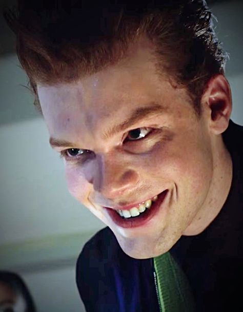 Cameron Monaghan (aka JOKER) Jerome Valeska Joker, Jerome Gotham, David Mazouz, Gotham Joker, Gotham Tv Series, Gotham Series, Gotham Tv, Jerome Valeska, Watch The World Burn