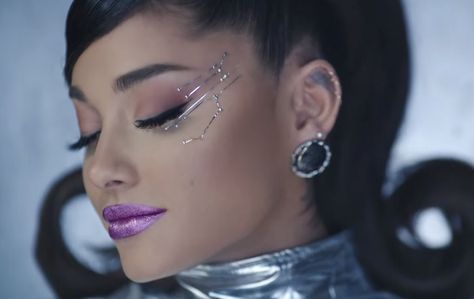 Ariana Grande 34 35, Ariana Gra, Ariana Gr, The Album, Ariana Grande, Music Video, Septum Ring, Ear Cuff, Diamond Earrings