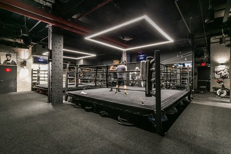 Boxing Gym Design, Thor Thunder, Barn Gym, Gym Snap, Turf Installation, Small Home Gym, Basement Gym, Gym Interior, Boxing Gym