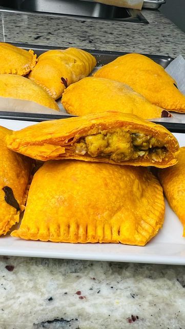 How We Rowes Cook on Instagram: "Part 1 of making my favorite Jamaican patty / Jamaican style shrimp patty #jamaicanpatty #shrimppatty" Patty Jamaican, Jamaican Shrimp, Shrimp Patty, Shrimp Patties, Jamaican Chicken, Jamaican Curry Chicken, Jamaican Patty, Jerk Shrimp, Jamaican Curry