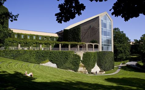 Aarhus University, Denmark. Planned and constructed in the 1930s while still continuing construction into today, Aarhus University is one of the more recent universities on the list. The campus has a unified, cohesive look, achieved by fabricating all buildings with a yellow brick. Its location among a hilly park forms an inviting place to take a stroll. Arches Architecture, Aarhus University, Airport Parking, Best University, 2023 Vision, Set Decor, American Universities, Commercial Architecture, Aarhus