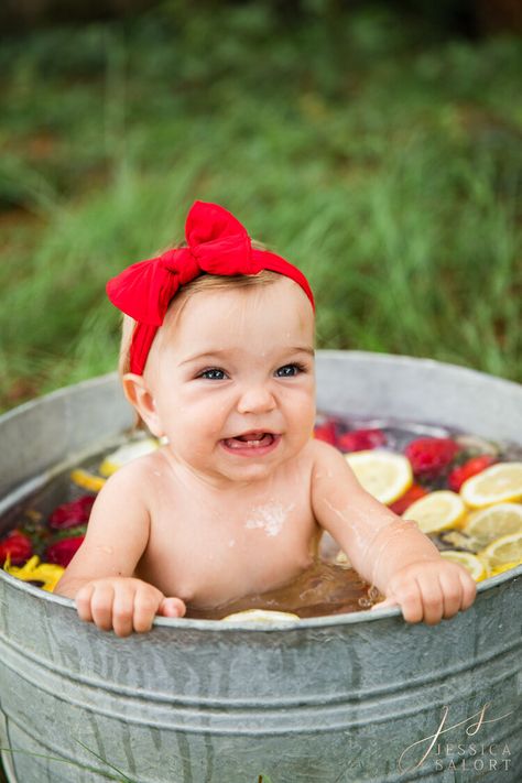 Summer Baby Photos, Baby Milk Bath, Lemon Bath, Month Pictures, Baby Milestones Pictures, Bath Photography, Baby Milestone Photos, Baby Fruit, Photography Mini Sessions