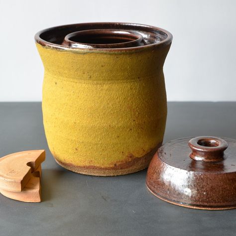 1-GL Fermentation Crock Desert Glaze - Etsy Australia Pottery Space, Kitchen Equipment Storage, Health And Food, Fermenting Jars, Fermentation Crock, Ceramics Inspiration, Ceramic Vessels, Summer Harvest, Equipment Storage