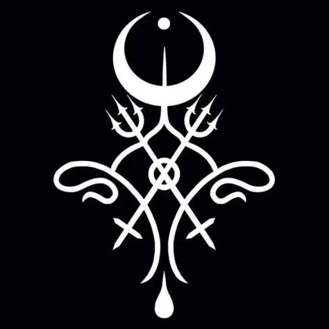 Warrior Goddess Witchcraft on Instagram: “If you share or use this sigil please give credit to the artist! See the second pic. Thank you! 🧡💜🖤” Goddess Witchcraft, Hecate Goddess, Warrior Goddess, Dark Fantasy Art, Sign Design, Runes, Dark Fantasy, Drawing Sketches, Wood Art