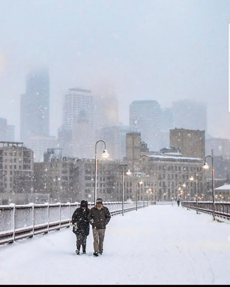 Minneapolis Snow, Minneapolis Aesthetic, Minnesota Snow, Urban Horror, Northfield Minnesota, Minneapolis Skyline, Vampire Werewolf, Minnesota Winter, Worldbuilding Inspiration