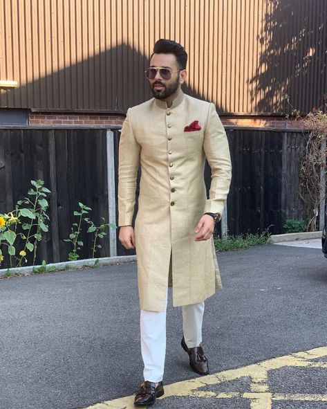 Long Jodhpuri Suits For Men Wedding, Mayank Chawla Suits Men, Court Pants For Men Wedding, Jodhpuri Suits For Men Wedding, Groom Kurta, Engagement Dress For Groom, Indian Wedding Suits Men, Indian Wedding Clothes For Men, Mens Indian Wear