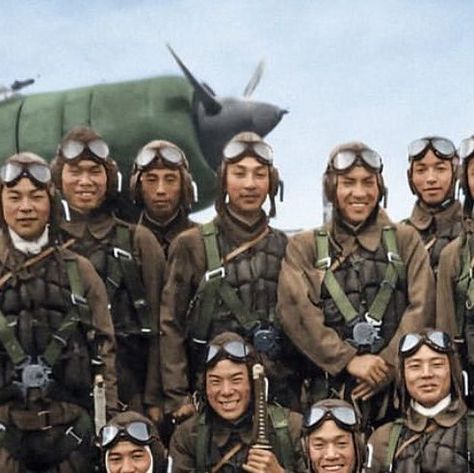 𝑾𝑶𝑹𝑳𝑫 𝑾𝑨𝑹 𝑰𝑰 𝑷𝑯𝑶𝑻𝑶𝑺 on Instagram: "“Group photo of Japanese Kamikaze pilots at Chōshi airfield, Japan, November 1944. Only 1, Toshio Yoshitake, of the 18 men in the photo would survive the war after his aircraft was shot down by an American fighter aircraft. Only about 19% of all kamikaze attacks were successful and about 3,800, mostly young men, died in those missions during the war.”  Colorized by @julius.colorization" Japanese Kamikaze, Kamikaze Pilots, Japanese Ww2, Japan November, Ww2 Photos, American Fighter, Kamikaze, Aviation History, Group Photos