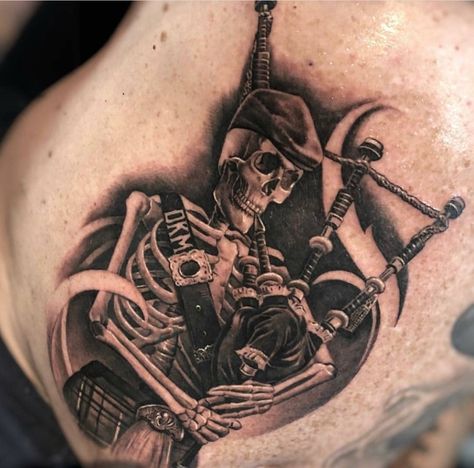 Bagpipes and bones Scottish Bagpipes Tattoo, Bagpiper Tattoo, Scottish Tattoos Men, Bagpipe Tattoo, Daniel Tattoo, Scottish Thistle Tattoo, Scottish Tattoo, Scottish Tattoos, Thistle Tattoo