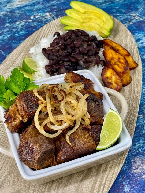 Indulge in the savory delight of Masitas de Puerco, a classic Cuban recipe featuring marinated pork chunks fried to golden perfection. Fried Pork Chunks, Recipes With Pork Chunks, Pork Chunks, Cuban Recipe, Recipes Using Pork, Cuban Pork, Cuban Dishes, Cuban Cuisine, Leftover Pork