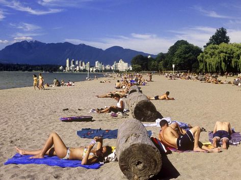 Vancouver Beach, Vancouver Skyline, Beach Cities, Canada Summer, Fraser River, O Canada, Beach City, Vancouver British Columbia, Saltwater Pool