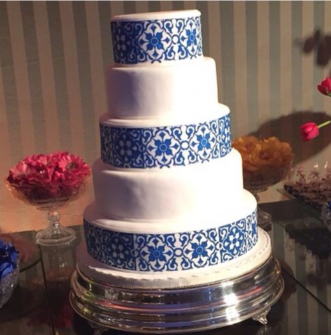 Talavera Cake Ideas, Talavera Cake, Talavera Party, Talavera Wedding, Quince Cakes, Mexican Wedding Cake, Talavera Design, 2023 Party, Mexican Themed Weddings