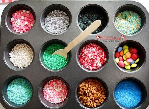 put the ice cream sundae toppings in a cupcake pan Decorating Birthday Party, Cake Decorating Birthday, Baking Birthday Parties, Cupcake Decorating Party, Cake Decorating Party, Fruit Birthday Party, Decorating Birthday, Fruit Birthday, Cookie Decorating Party