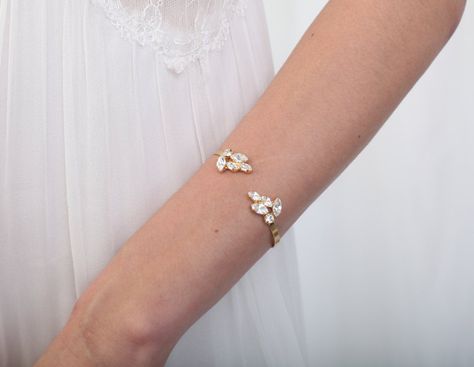 Excited to share the latest addition to my #etsy shop: Bridal cuff bracelet https://etsy.me/3vQESiQ #gold #silver #yes #no #women #stone #hook #wedding #bohohippie Wedding Arms, Boho Bridal Headband, Wedding Cuff Bracelet, Bridal Cuff Bracelet, Bridal Bracelets, Arm Bangles, Bridal Cuff, Wedding Cuff, Bridal Accessory