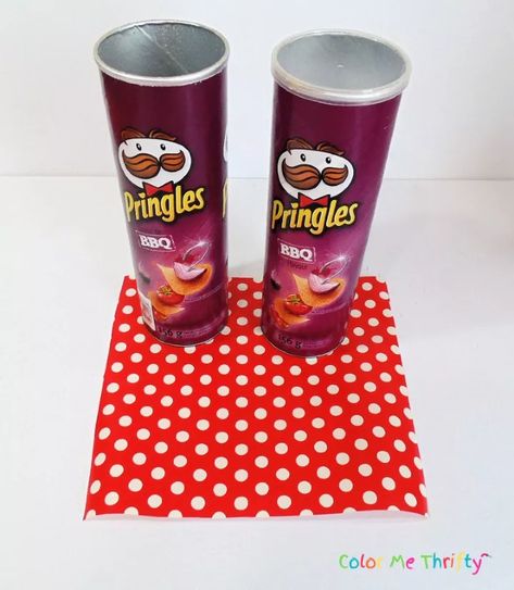 Pringles Can Makeover for Kitchen Storage | Hometalk Containers Organization, Upcycling Ideas Diy, Make A Fire Pit, Bbq Chips, Reuse Crafts, Creative Upcycling, Diy Scrapbook Paper, Bathroom Spray, Stair Makeover