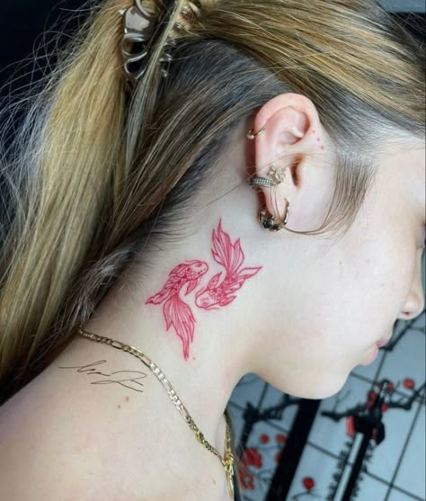 Small Dope Tattoos, Polynesian Tattoos Women, Girl Face Tattoo, Pretty Hand Tattoos, Neck Tattoos Women, Red Ink Tattoos, Tattoos For Black Skin, Cute Tiny Tattoos, Red Tattoos