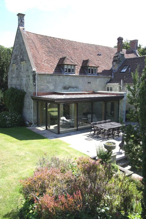 Crittal Orangery Extension, Grade Ii Listed Extension, Flat Roof Glass Extension, Modern Extension On Old House, Glass Extension Kitchen, Glass Box Architecture, Glass Room Extension, Glazed Extension, Glass Roof Extension