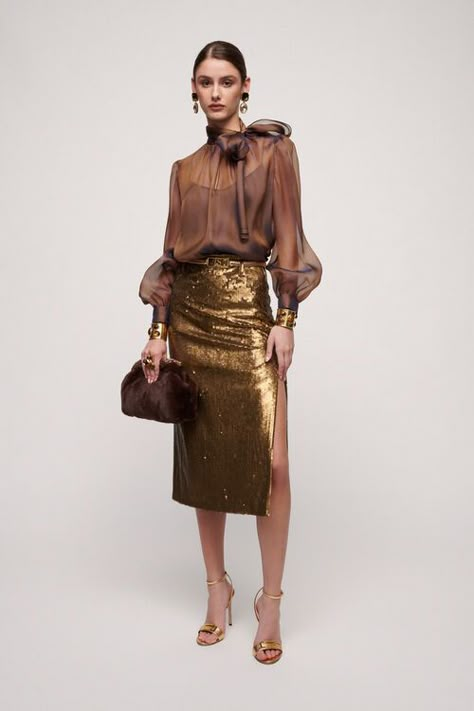 086 - | Luisa Spagnoli Sequin Skirt Outfit, Gold Skirt, Gold Outfit, Body Suit Outfits, Eve Outfit, Evening Outfits, 가을 패션, Elegant Outfit, Skirt Outfits