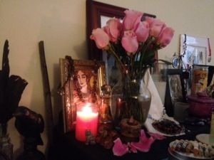 Freya Goddess Altar, Freyja Altar, Lady Freyja, Freya Altar, Altar Inspiration, Norse Paganism, Freya Goddess, Love Goddess, Libra Moon