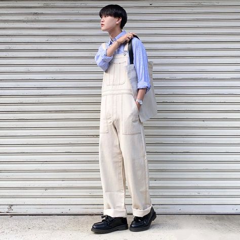 White Dungarees Outfits, Dungarees Outfit Men, Overalls Outfit Men, White Overalls Outfit, Outfit Tour, Overalls Aesthetic, White Dungarees, Cargo Pants Outfit Men, Dungaree Outfit