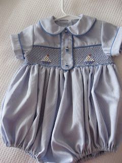 Smocked Outfits, Boys Smocked Outfits, Smocking Baby, Princes Fashion, Smocked Baby Clothes, Boys Smock, Craft Smock, Bebe Clothing, Friends First