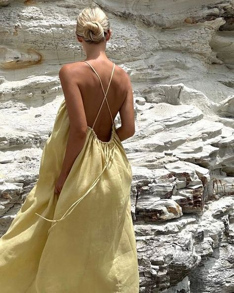 Zulu & Zephyr on Instagram: "low back detailing • @alexandra__sage in the citrus linen dress. ​​​​​​​​ #zuluandzephyr" Linen Maxi Dress Summer, Linen Dress Casual, Yellow Linen Dress, Womens Yellow Dress, Cute Travel Outfits, Greece Outfit, Desert Chic, Prom Dress Inspo, Yellow Maxi Dress