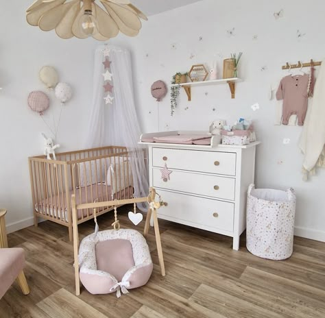 Baby Care Essentials, Baby Moon, Baby Zimmer, Nursery Room Design, Baby Room Inspiration, Nursery Room Inspiration, Baby Room Ideas, Baby Rooms, Room Kids