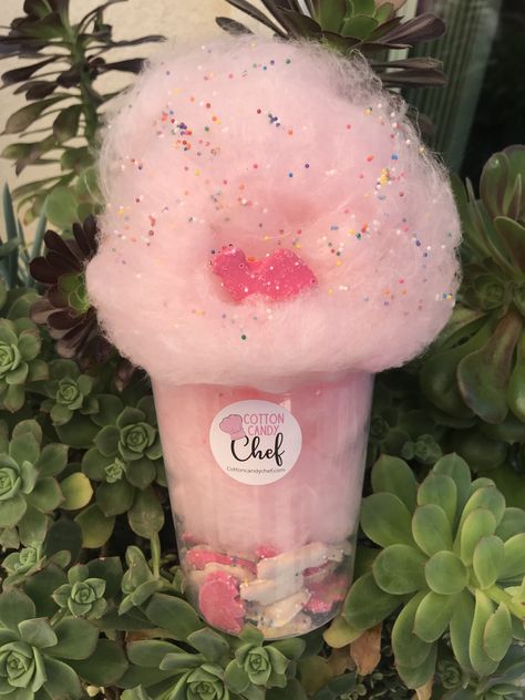 Animal Cotton Candy, Cute Cotton Candy, Cotton Candy Animals, Cotton Candy Toppings, Cotton Candy Treats, Black Cotton Candy, Cotton Candy Art, Cotton Candy Business, Cotton Candy Stand