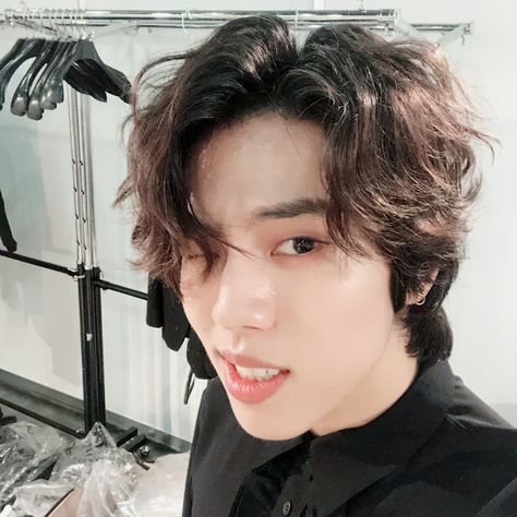 180609 #Dongwoo IG update #INFINITE Infinite Dongwoo, Infinite Kpop, Dong Woo, Woollim Entertainment, Crazy Colour, Pop Singers, Kpop Idol, Rappers, Pretty People