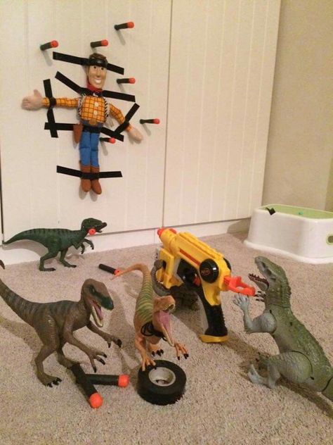 Toy Dinosaurs, Plastic Dinosaurs, Dino Park, Dinosaur Funny, Dino Birthday, The Good Dinosaur, Jurassic Park World, Never Grow Up, Dinosaur Toys