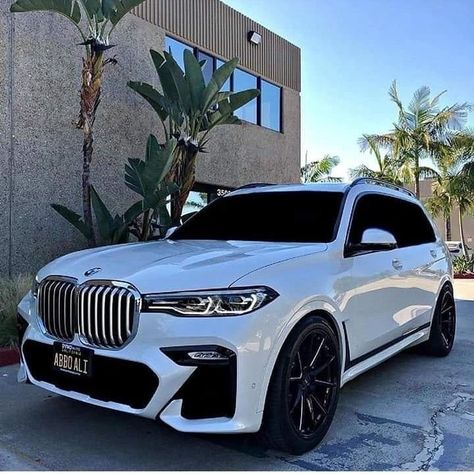 Lamborghini Jeep, Carros Bmw, Vw Gti, Bmw X7, Top Luxury Cars, Mom Car, Bmw Love, Lux Cars, Bmw Suv