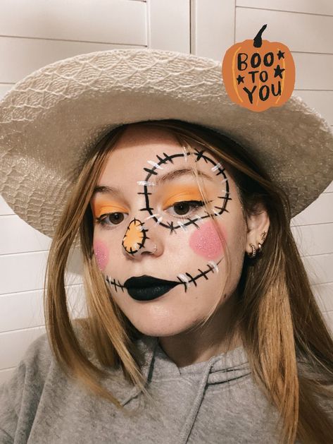 Scarecrow Costume Face Paint, Scarecrow Face Paint Kids, Cute Scarecrow Face Paint, Pumpkin Patch Face Painting, Cute Scarecrow Makeup For Kids, Girl Scarecrow Makeup, Farm Costumes For Adults, Kid Halloween Face Paint, Scarecrow Makeup For Kids