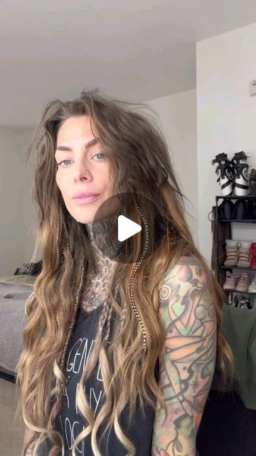 Dread Spacebuns, Half Head Of Dreads, Partial Dreadlocks White Women, How To Put Dreads In Your Hair, Half Dread Hairstyles, How To Style Dreadlocks For Women, Boho Dreadlocks Hairstyles, How To Dreadlock Hair, Dreadlock Extensions White Girl