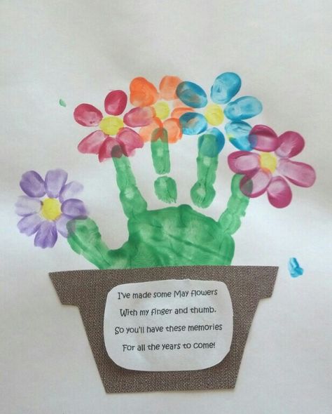 Carimbo: Mãos e dedinhos - Vasinho com flores Hand Print Art, Spring Crafts Preschool, Mother's Day Projects, Spring Crafts For Kids, Mothers Day Crafts For Kids, Daycare Crafts, Handprint Art, Classroom Crafts, Sunday School Crafts