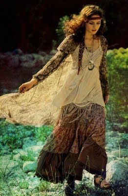 Original posting said "bohemian: what you wear defines you" but I think that's pretty opposite of actual bohemian thinking Psytrance Clothing, Leopard Maxi Dress, Moda Hippie, Festival Chic, Boho Styl, Estilo Hippy, Mode Hippie, Hippy Chic, Estilo Hippie