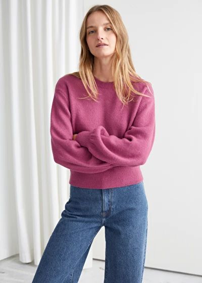 Dark Pink Sweater, Pink Sweater Outfit, Trouser Outfits, Sweater Outfit, Women's Sweaters, Ribbed Neckline, Fashion Story, Blue Design, Cool Sweaters