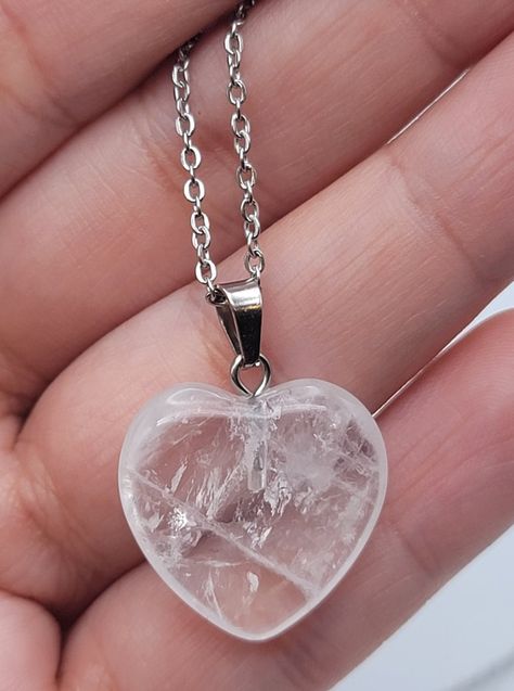 Crystal Necklace With Heart Pendant For Gift, Crystal Heart Pendant Necklace Gift, Handmade Heart-shaped Crystal Necklace For Healing, Heart-shaped Crystal Necklace With Natural Stones For Healing, Transparent Heart, Heart Stone Necklace, Personalized Heart-shaped Crystal Necklace, Handmade Crystal Necklace, Rose Quartz Healing