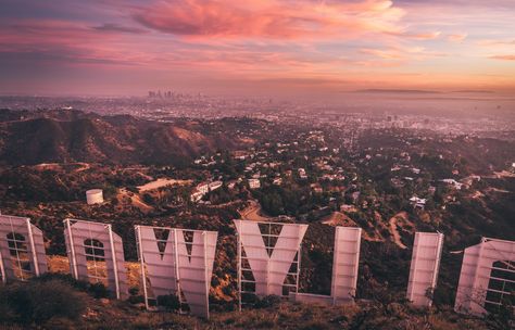 Hollywood Landscape, Hollywood Sign Aesthetic, Hike Hollywood Sign, Los Angeles Sunset Boulevard, City Life Aesthetic, Los Angeles Hollywood Sign, Hollywood Sign, Selfie Ideas Instagram, Iphone Background Wallpaper