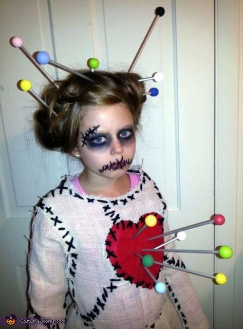 Best DIY Halloween Costume Ideas - Voodoo Doll Costume - Do It Yourself Costumes for Women, Men, Teens, Adults and Couples. Fun, Easy, Clever, Cheap and Creative Costumes That Will Win The Contest Voodoo Doll Costumes, Diy Voodoo Doll, Diy Voodoo Doll Costume, Diy Voodoo Dolls, Halloween Costume Ideas Diy, Voodoo Doll Costume, Carnaval Make-up, Best Diy Halloween Costumes, Diy Halloween Costume Ideas