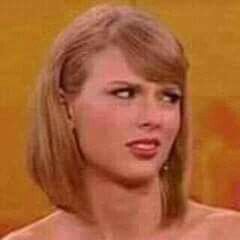 Taylor Swift Embarrassing, Taylor Swift Disgusted Face, Silly Taylor Swift Photos, Taylor Swift Roblox Avatar, Taylor Swift Memeable, Taylor Swift Confused, Taylor Swift Memeable Face, Silly Taylor Swift, Taylor Swift Funny Face