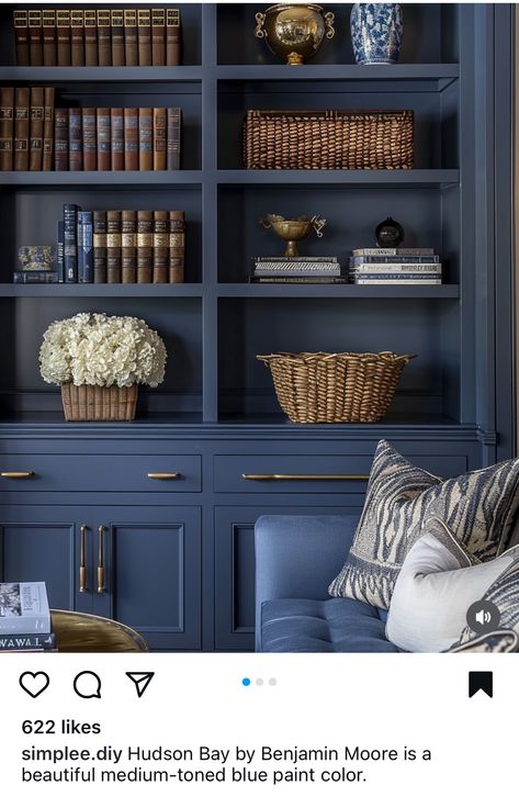 Dark Blue Built In Bookshelves, Blue Library Room, Blue Built Ins, Barcelona Flat, Diy Panelling, Blue Library, Blue Bookshelves, Large Bookshelves, Piano Room