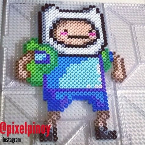 fin Adventure Time Perler Beads, Anime Perler Bead Patterns, Rave Perler, Older Kids Crafts, Anime Perler, Hama Bead Ideas, Perler Pattern, Bead Things, Hama Mini