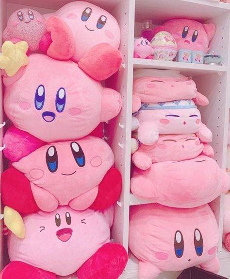 Kirby Room, Kirby Plushies, Kirby Games, Kirby Character, Cute Squishies, Kirby Art, Pretty Princess, Cute Room Ideas, Kawaii Plushies