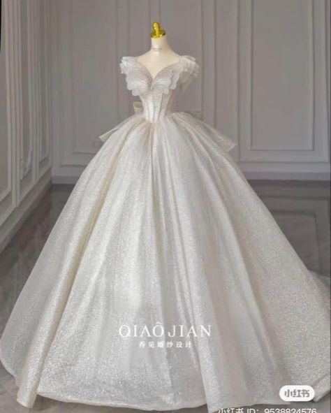 Prom Dress Fairy, Debut Gowns, Ethereal Dress, Dress Fairy, Fancy Wedding Dresses, Princess Ball Gowns, Dream Wedding Ideas Dresses, Fairytale Dress, Quince Dresses