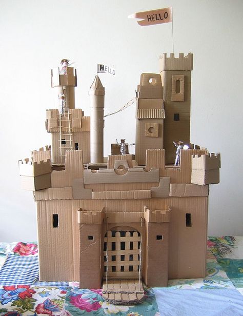 cardboard castle...fun summer project for my kids who have already made a zoo full of cardboard animals... Cardboard Tube Crafts, Castle Project, Cardboard Castle, Ann Wood, Cardboard Toys, Cardboard Art, A Castle, Diy Cardboard, Childrens Crafts