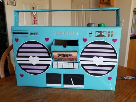 Valentine Card Box Boombox for my 9  year old girl. Radio Valentines Boxes, Boom Box Valentine Box Ideas, Valentines Day Box Aesthetic, Jukebox Valentine Box Ideas, Valentines Day Boxes Ideas, Valentine Box Girl, Funny Valentine Box Ideas, Boombox Valentine Box Ideas, Unique Valentines Boxes