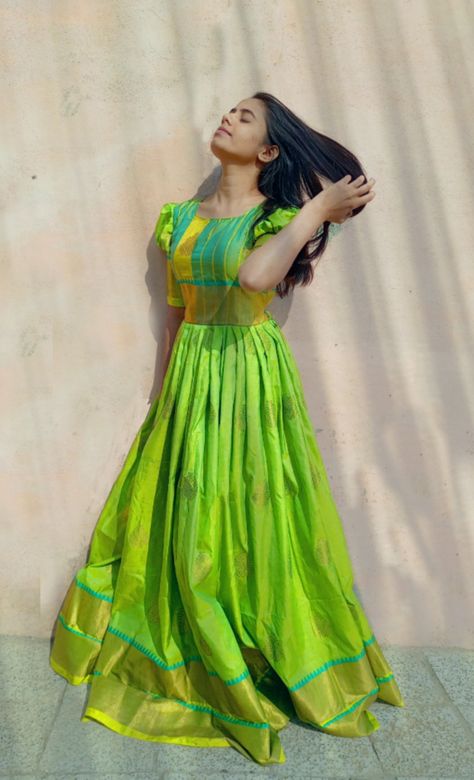 Paithani Saree One Piece Gown, Green Saree Dress Gowns, Paithani One Piece Dress, One Piece Dress Saree, Paithani Frock Design, Dress Patterns From Old Sarees, Half Saree From Old Saree, Semi Paithani Saree, One Piece Dress Of Saree