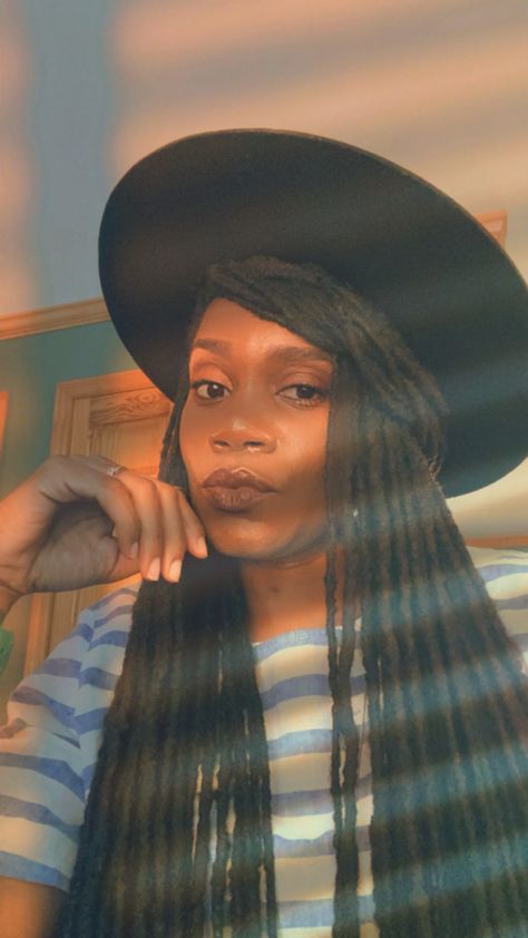 Locs and Gigi Pip hats #hats #locsandhats #naturalhair #longlocs #locstyles #dahlia Locs And Hats, Curly Hair With Hat, Hair With Hat, Gigi Pip, 4c Natural, 4c Natural Hair, Locs Hairstyles, Loc Styles, Girl With Hat