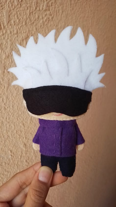 Felt Anime Diy, Anime Felt Pattern, Gojo Plush, Anime Diys, Felt Plushie, Felt Crafts Diy, Plushie Patterns, Quick Crafts, Paper Quilling Designs